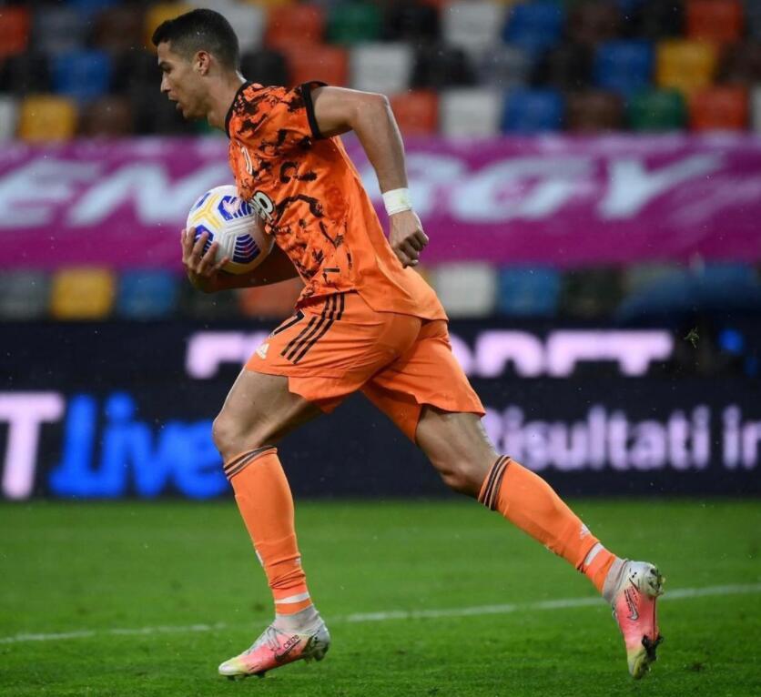 关于里程碑夜犹他爵士更衣室发声，欧冠加时末段刷纪录，质疑声仍在，阵容厚度经受考验的信息